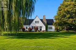 15450 NIAGARA RIVER PARKWAY | Niagara-on-the-Lake Ontario | Slide Image One