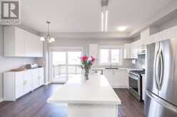 28 CANARY GRASS BOULEVARD | Hamilton Ontario | Slide Image Nineteen