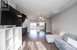 28 CANARY GRASS BOULEVARD | Hamilton Ontario | Slide Image Seven