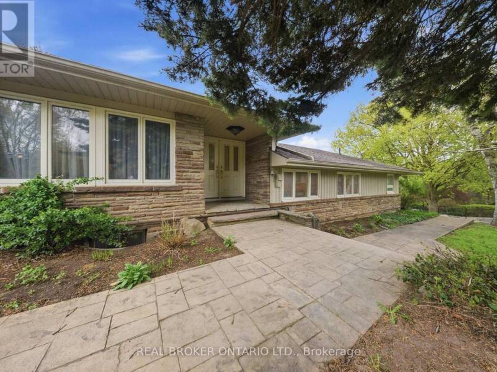 529 CONSERVATION DRIVE, Brampton, Ontario L6Z 0C1