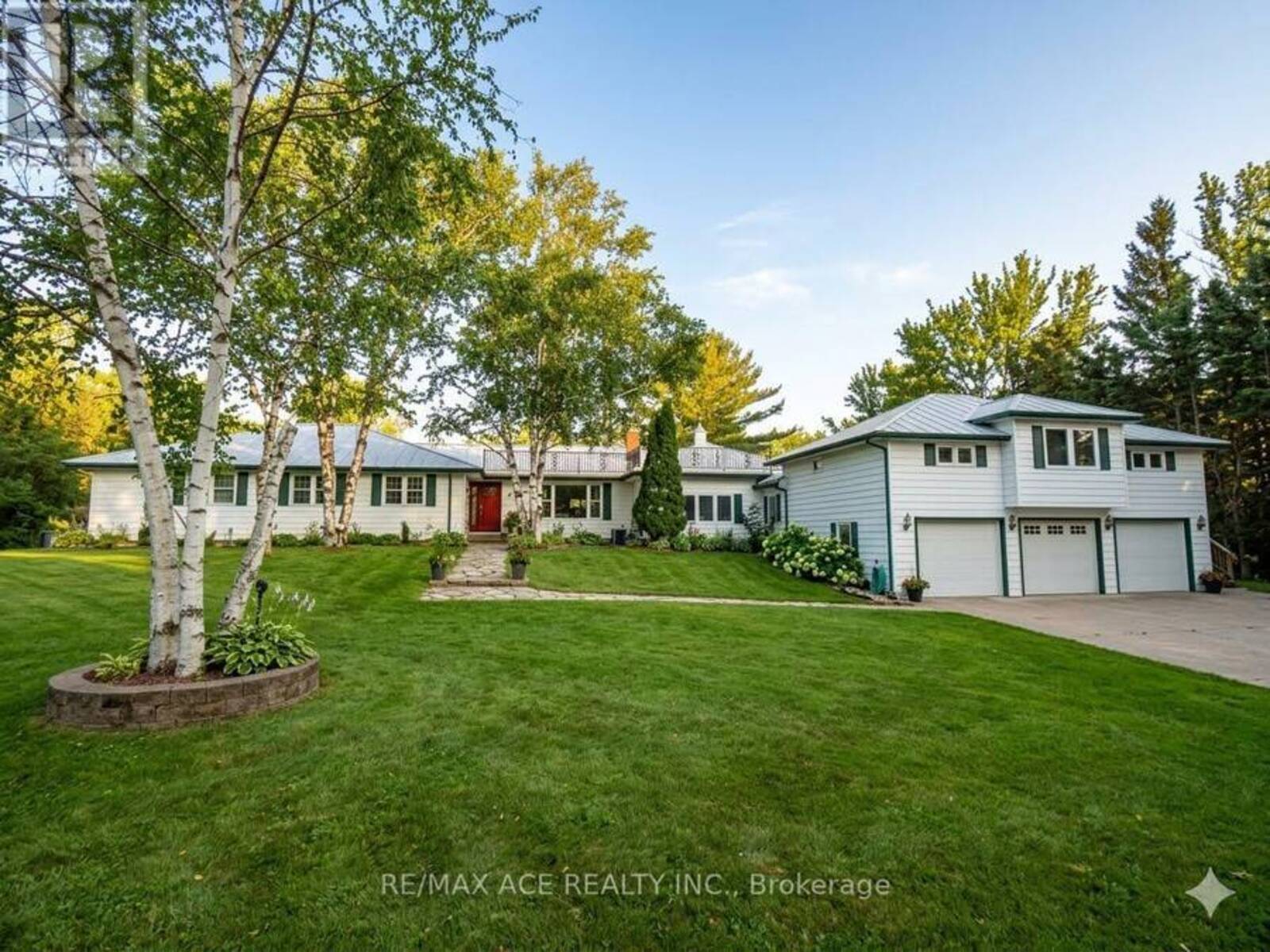 5455 HOXTON STREET, Pickering, Ontario L1Y 1A3