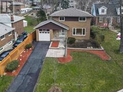 9 ALLISTER AVENUE Toronto Ontario, M1M 3K7