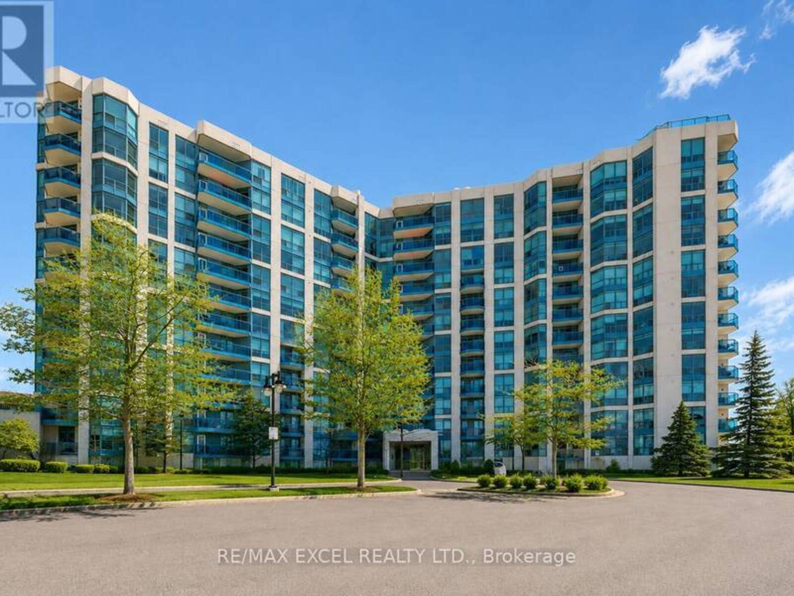 916 - 340 WATSON STREET W, Whitby, Ontario L1N 9G1
