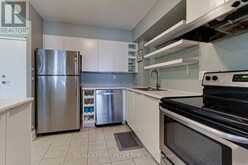 603 - 250 DAVIS DRIVE | Newmarket Ontario | Slide Image Six
