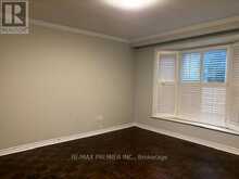 66 LAURELEAF ROAD | Markham Ontario | Slide Image Thirteen