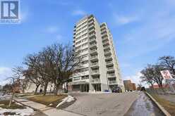 703 - 2345 CONFEDERATION PARKWAY | Mississauga Ontario | Slide Image Three