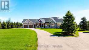 473449 COUNTY RD 11 | Amaranth Ontario | Slide Image Forty-four