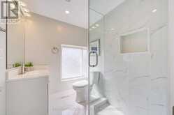 215 WILLOW DRIVE | Georgina Ontario | Slide Image Thirty-three
