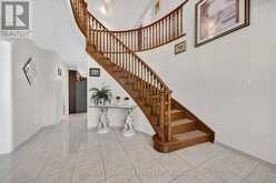 10 SKYE COURT | Hamilton Ontario | Slide Image Five