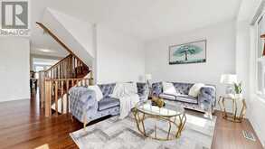 36 LAMPKIN STREET | Georgina Ontario | Slide Image Twelve
