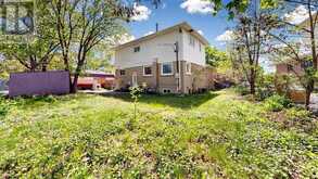 46 COLLINS CRESCENT | Aurora Ontario | Slide Image Thirty-five