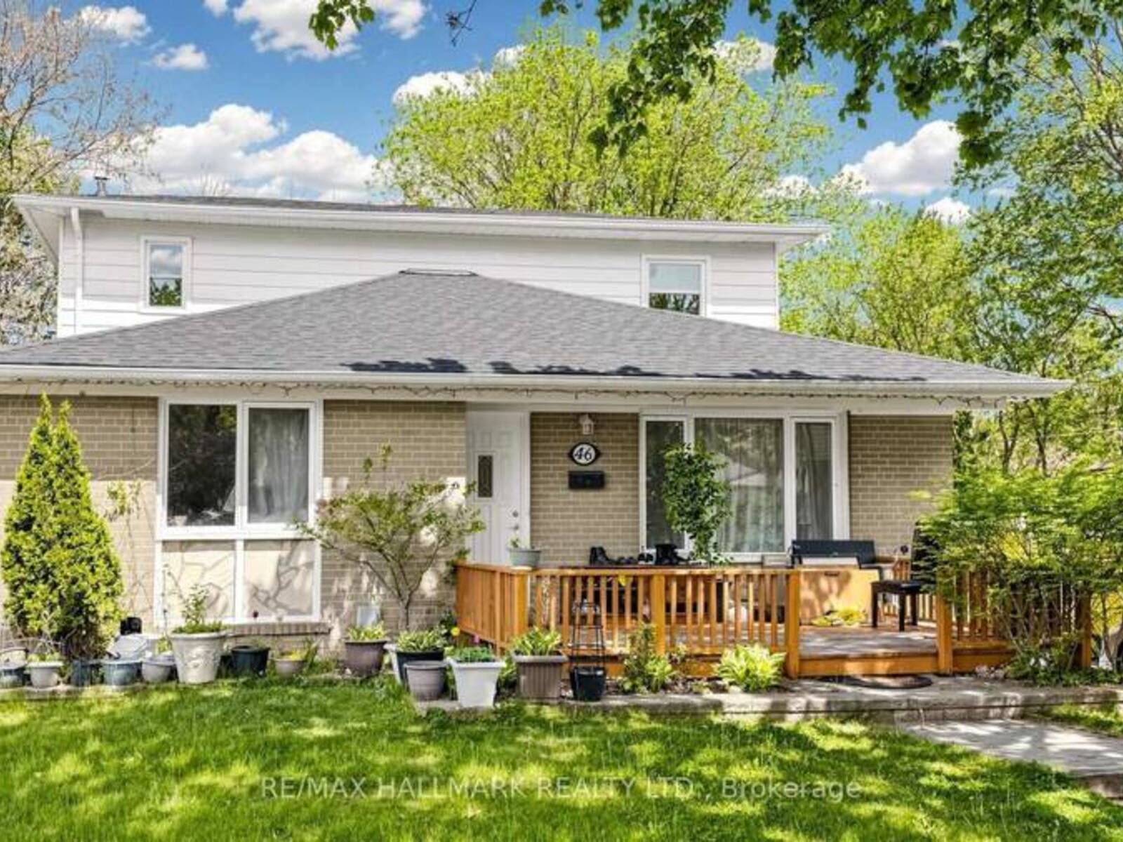 46 COLLINS CRESCENT, Aurora, Ontario L4G 2W2