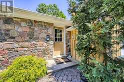19 BRISTOL SANDS CRESCENT | Uxbridge Ontario | Slide Image Three