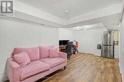560 INDIAN GROVE | Toronto Ontario | Slide Image Thirty-eight