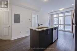 3 - 7 PHELPS LANE | Richmond Hill Ontario | Slide Image Seven