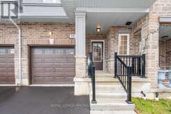 15 LINDEN PARK LANE | Hamilton Ontario | Slide Image Two
