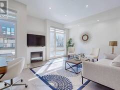 16 CREDIT LANE Richmond Hill Ontario, L4E 1G9