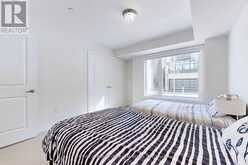 16 CREDIT LANE | Richmond Hill Ontario | Slide Image Seventeen