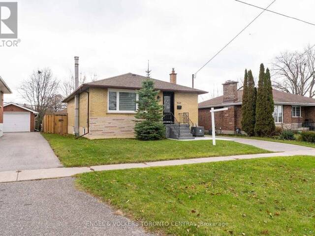 767 PHILLIP MURRAY AVENUE Oshawa Ontario, L1J 1J2 - 4 Bedrooms Home For Sale