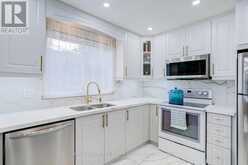 195 CULLUM COURT | Burlington Ontario | Slide Image Nine