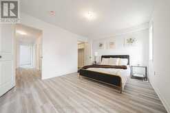 11 DAVINCI BOULEVARD | Hamilton Ontario | Slide Image Nineteen