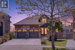 91 CANDLEWOOD DRIVE | Hamilton Ontario | Slide Image Three