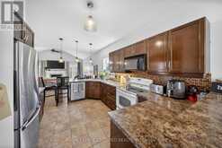 91 CANDLEWOOD DRIVE | Hamilton Ontario | Slide Image Nine