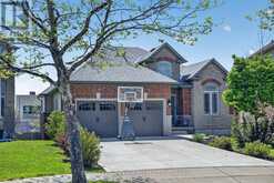 91 CANDLEWOOD DRIVE | Hamilton Ontario | Slide Image One