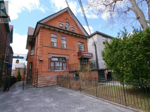 20 MAYNARD AVENUE Toronto Ontario, M6K 2Z9 - Multi-family Home For Sale