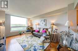 625 - 326 MAJOR MACKENZIE DRIVE E | Richmond Hill Ontario | Slide Image Nineteen