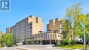 625 - 326 MAJOR MACKENZIE DRIVE E | Richmond Hill Ontario | Slide Image Three