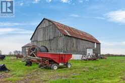 1054 TOWNLINE ROAD E | Canfield Ontario | Slide Image Thirty-two