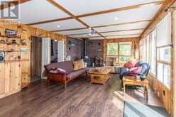 1146 FARMER HAYS DRIVE | Lake of Bays Ontario | Slide Image Nineteen