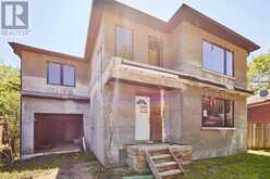 213 PHYLLIS AVENUE | Toronto Ontario | Slide Image Six
