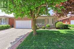 318 COLBORNE STREET | Bradford West Gwillimbury Ontario | Slide Image Two