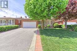 318 COLBORNE STREET | Bradford West Gwillimbury Ontario | Slide Image Three
