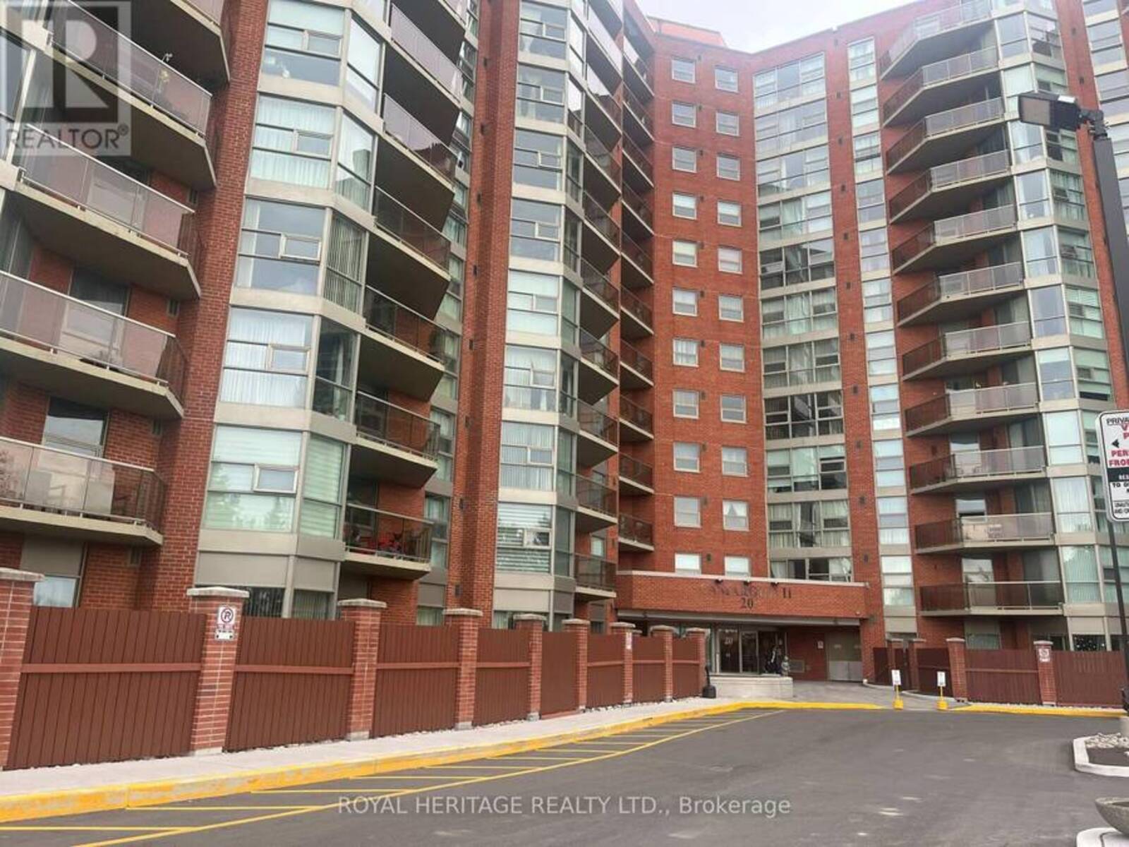 617 - 20 DEAN PARK ROAD, Toronto, Ontario M1B 3G9