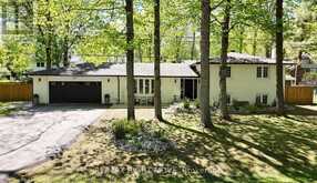 1883 GLEN OAK LANE | Orillia Ontario | Slide Image Two