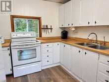 216 SMOOTH ROCK ROAD | Port Severn Ontario | Slide Image Eight