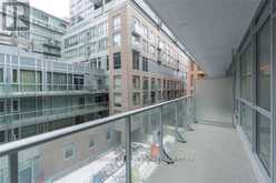 513 - 199 RICHMOND STREET W | Toronto Ontario | Slide Image Nineteen