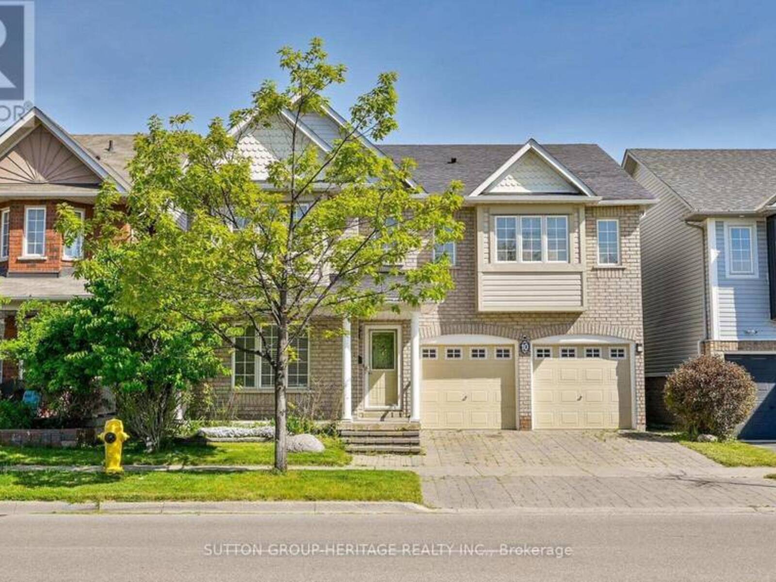 10 GREENHALF DRIVE, Ajax, Ontario L1S 7N6