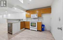 10 GREENHALF DRIVE | Ajax Ontario | Slide Image Eighteen