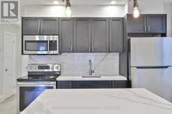8 GRAFTON AVENUE | Toronto Ontario | Slide Image Eleven