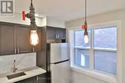 8 GRAFTON AVENUE | Toronto Ontario | Slide Image Sixteen