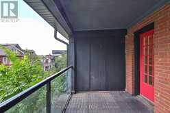 8 GRAFTON AVENUE | Toronto Ontario | Slide Image Nineteen