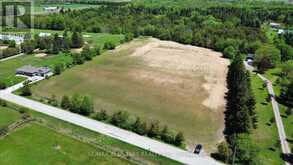 672 CATERING ROAD | Georgina Ontario | Slide Image Four