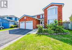 10 ST MARK PLACE | Brampton Ontario | Slide Image Two