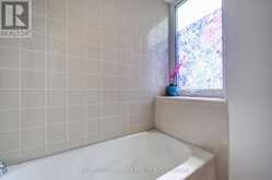 618 - 68 MAIN STREET N | Markham Ontario | Slide Image Thirty-seven