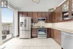 4176 SAUNDERS CRESCENT | Burlington Ontario | Slide Image Thirteen