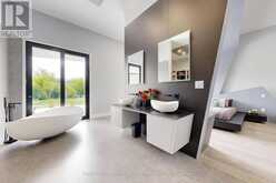 23 HUNTERS GLEN ROAD | Aurora Ontario | Slide Image Eighteen